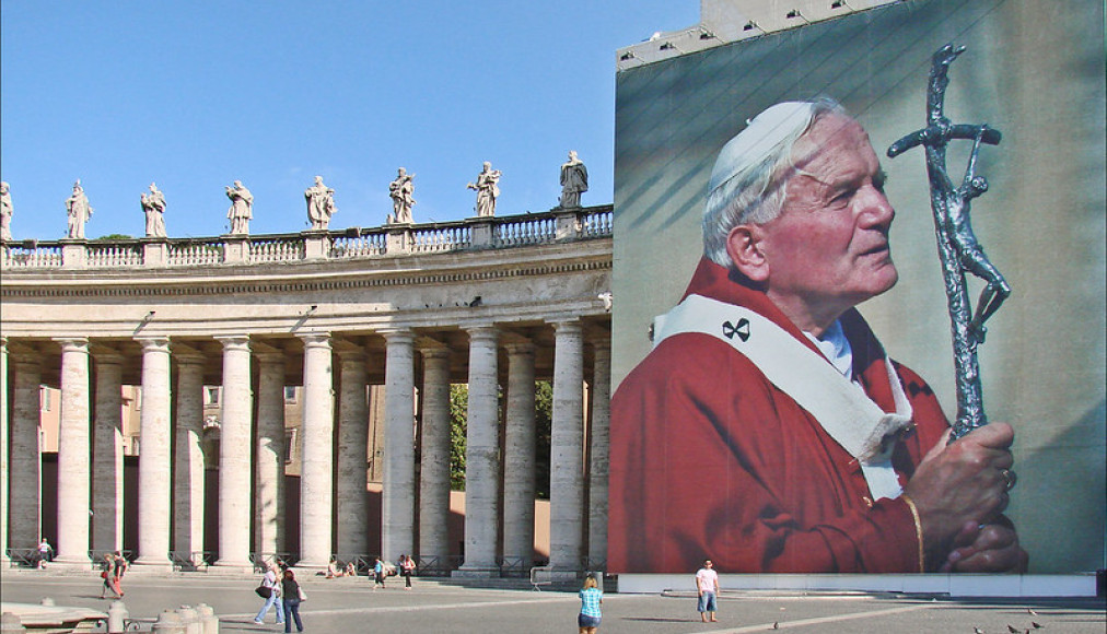 Hommage à Jean Paul II Hommage à Jean Paul II / ©Flikr/Jean-Pierre Dalbéra